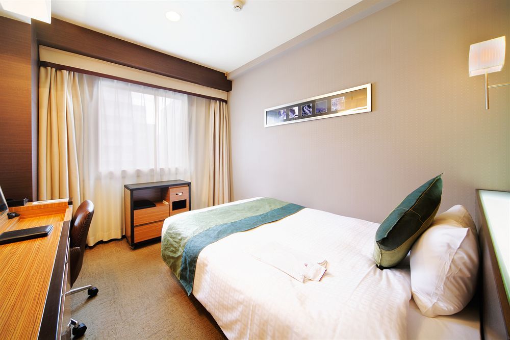 Hotel Jal City Yotsuya Токіо Екстер'єр фото