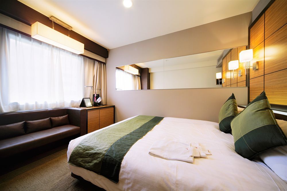 Hotel Jal City Yotsuya Токіо Екстер'єр фото